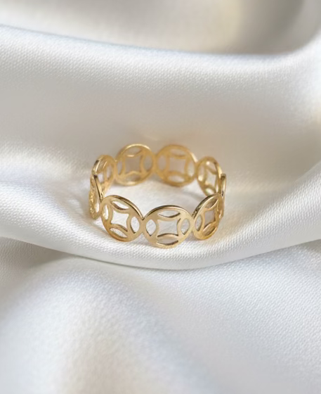 Money Catcher Ring